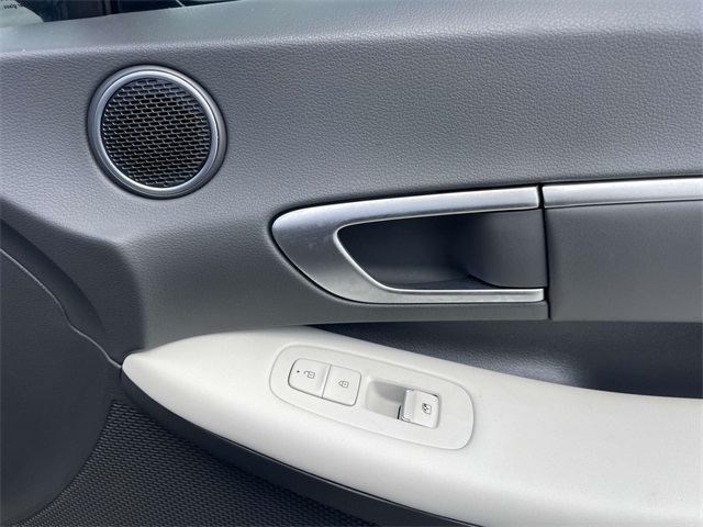 2024 Hyundai Sonata SEL photo 9