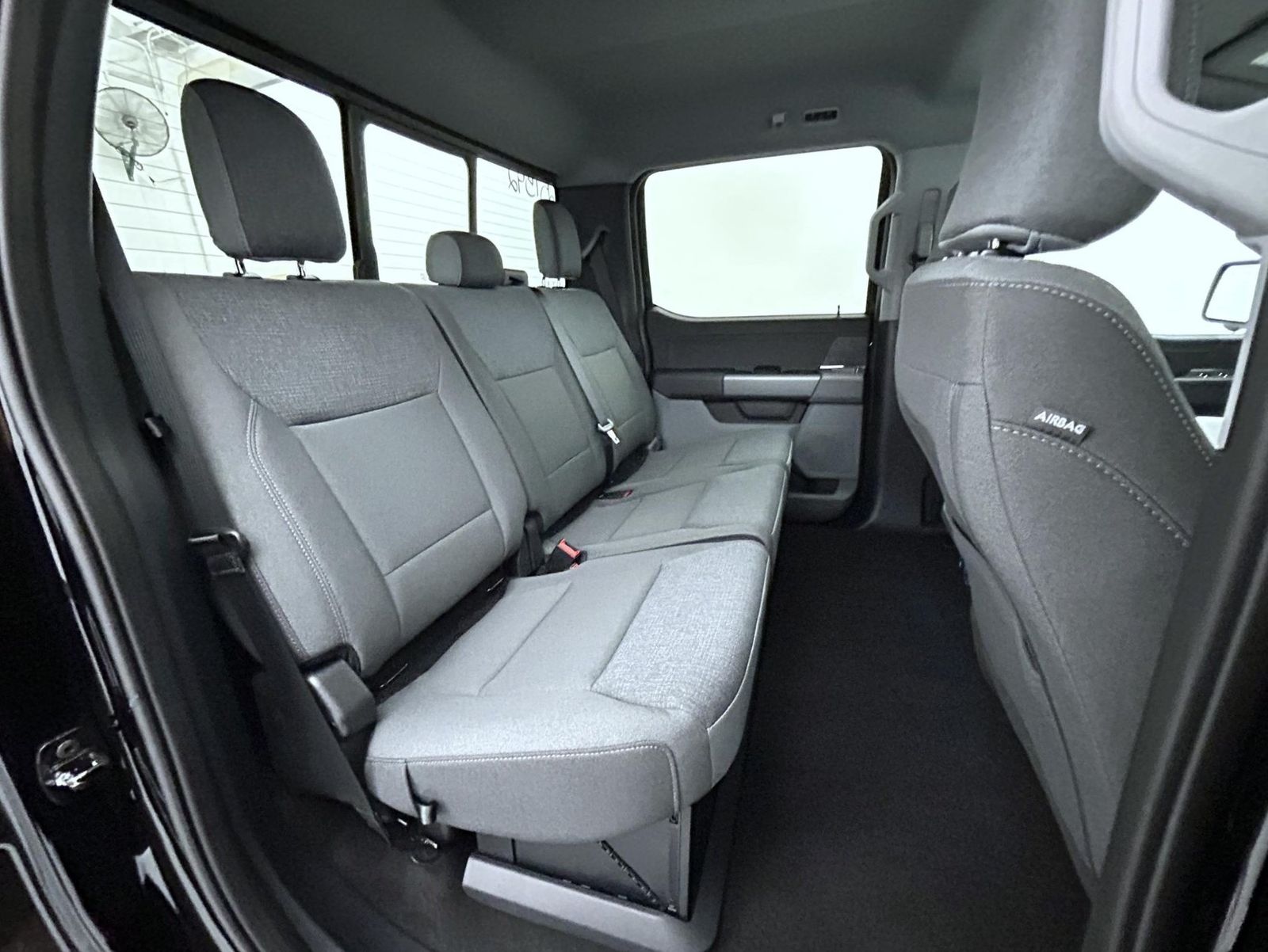 2025 Ford F-150 XLT photo 16
