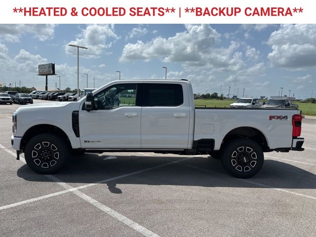 2025 Ford F-250 Platinum photo 4