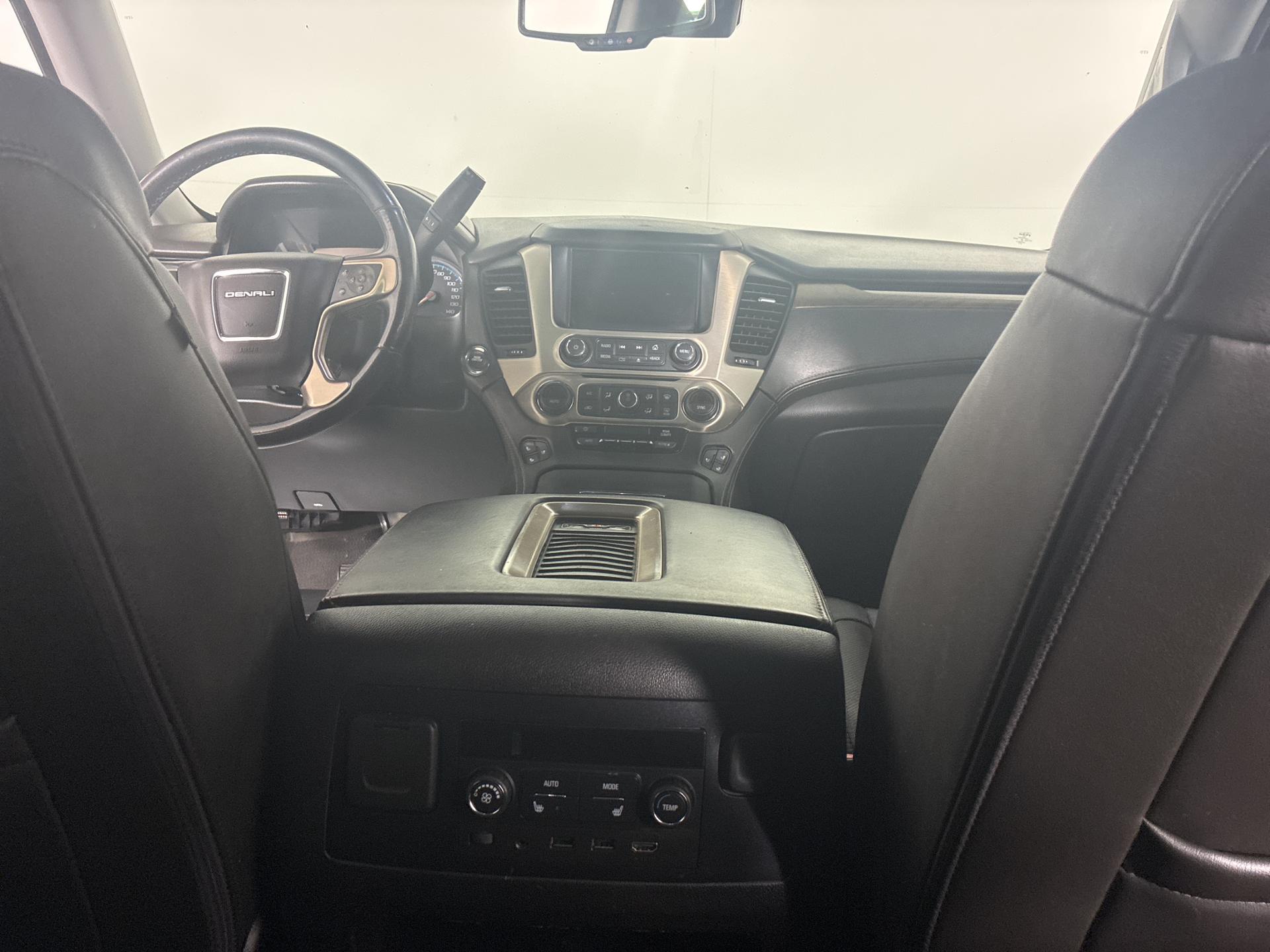 2019 Gmc Yukon XL Denali photo 15