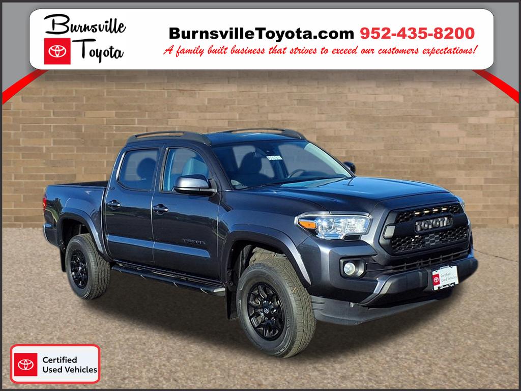 2022 Toyota Tacoma SR5's photo