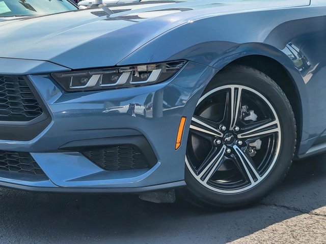 2024 FORD MUSTANG - Image 32