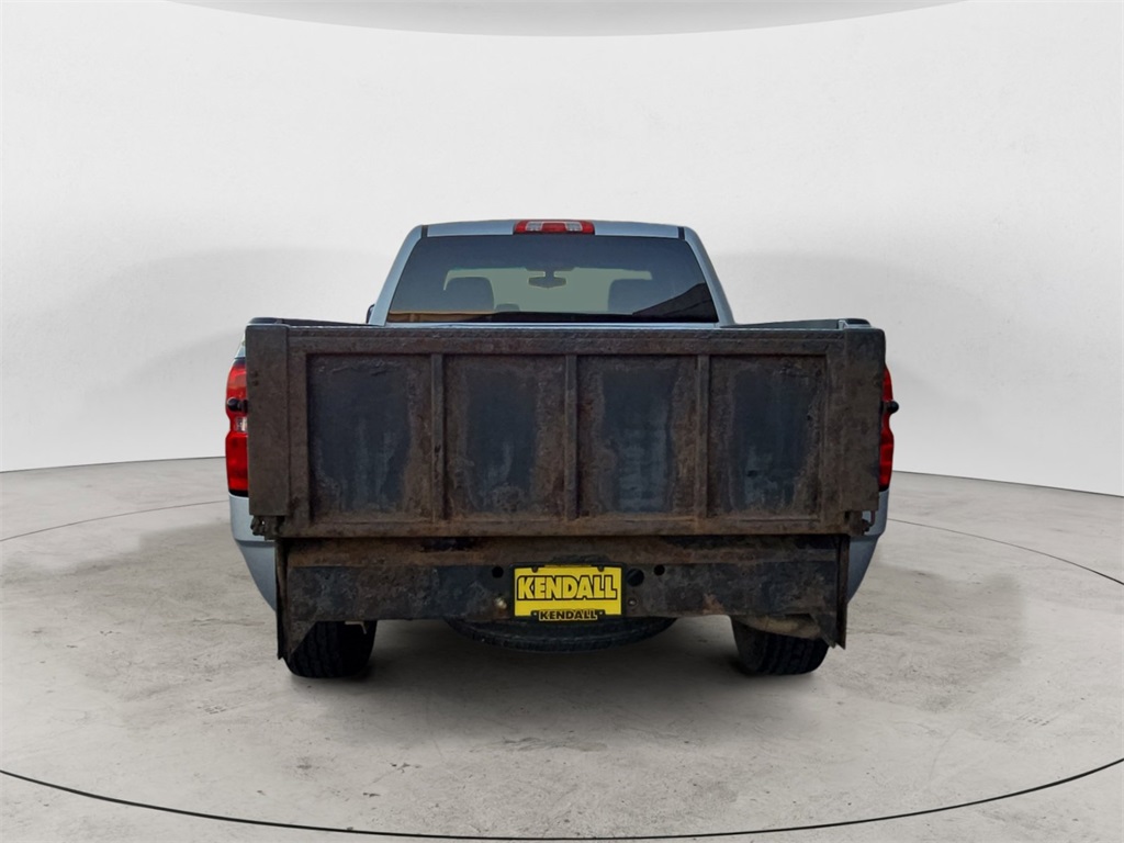 2017 Chevrolet Silverado 1500 LS photo 4