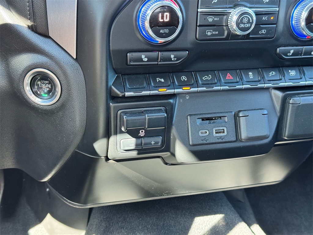 2020 Gmc Sierra 1500 SLT photo 9