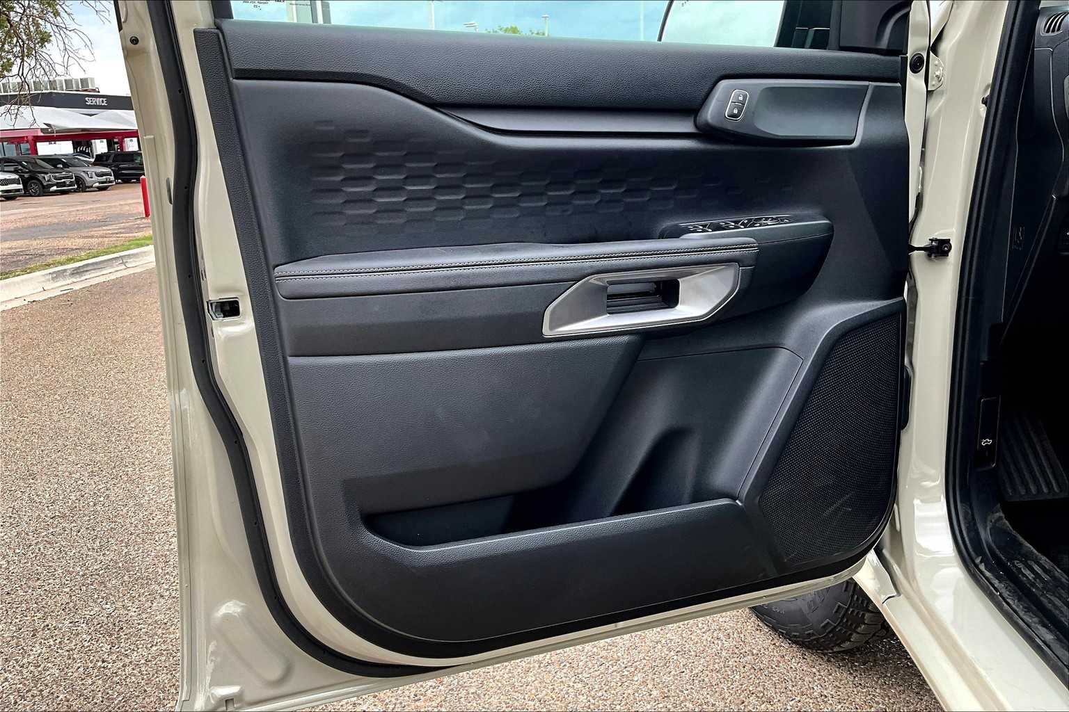 2025 Ford Ranger XLT photo 10