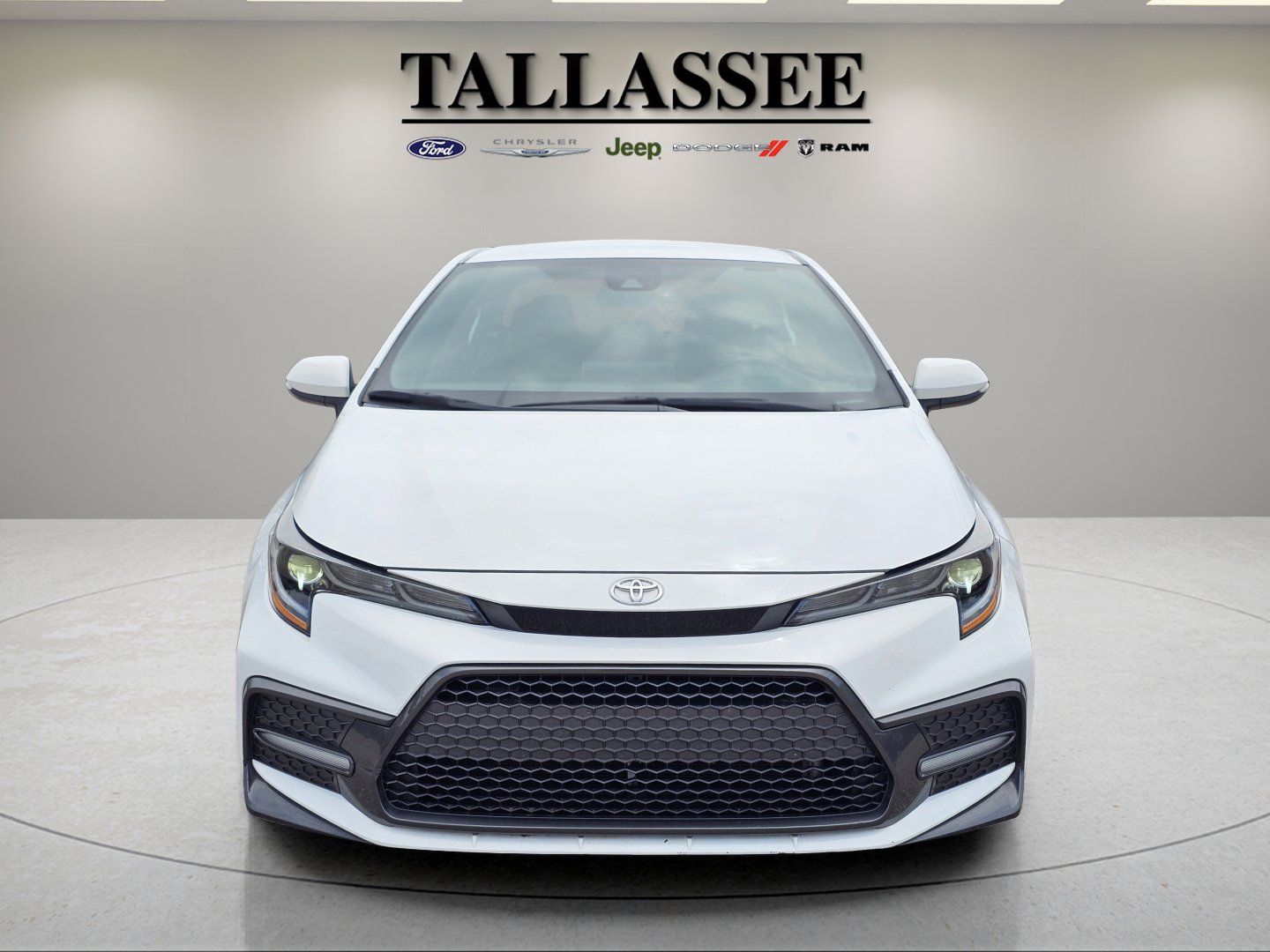 2020 Toyota Corolla SE photo 2