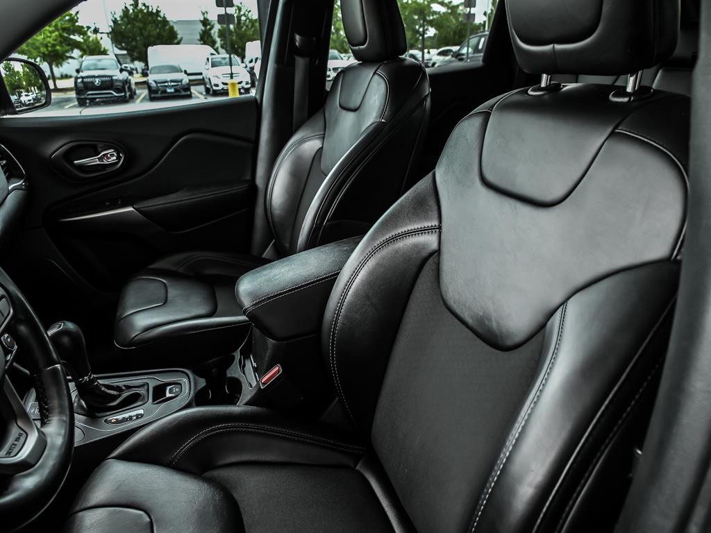 2020 Jeep Cherokee Latitude photo 11