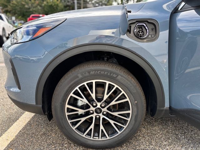 2024 Ford Escape Plug-In Hybrid Base photo 31