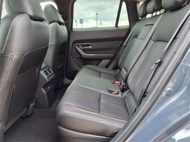 2025 Mazda CX-50 Premium photo 4