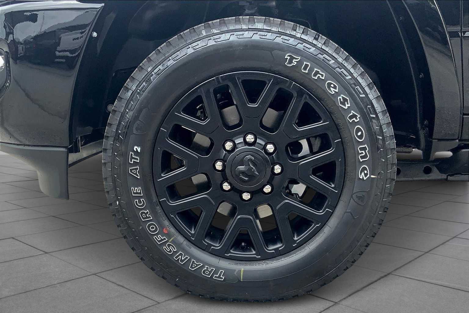 2025 Ram 2500 Limited photo 9