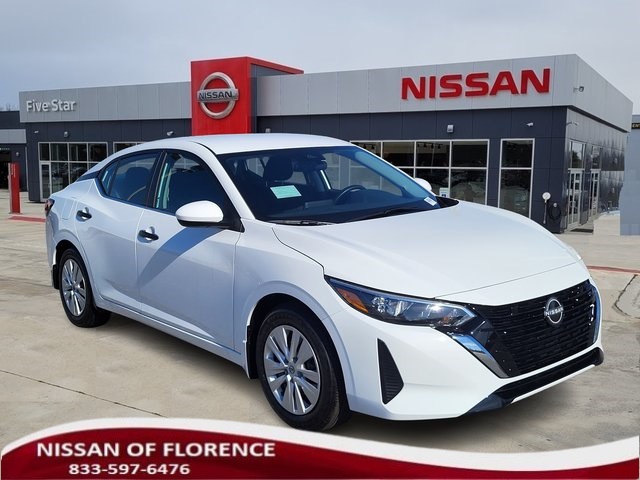2025 Nissan Sentra S's photo
