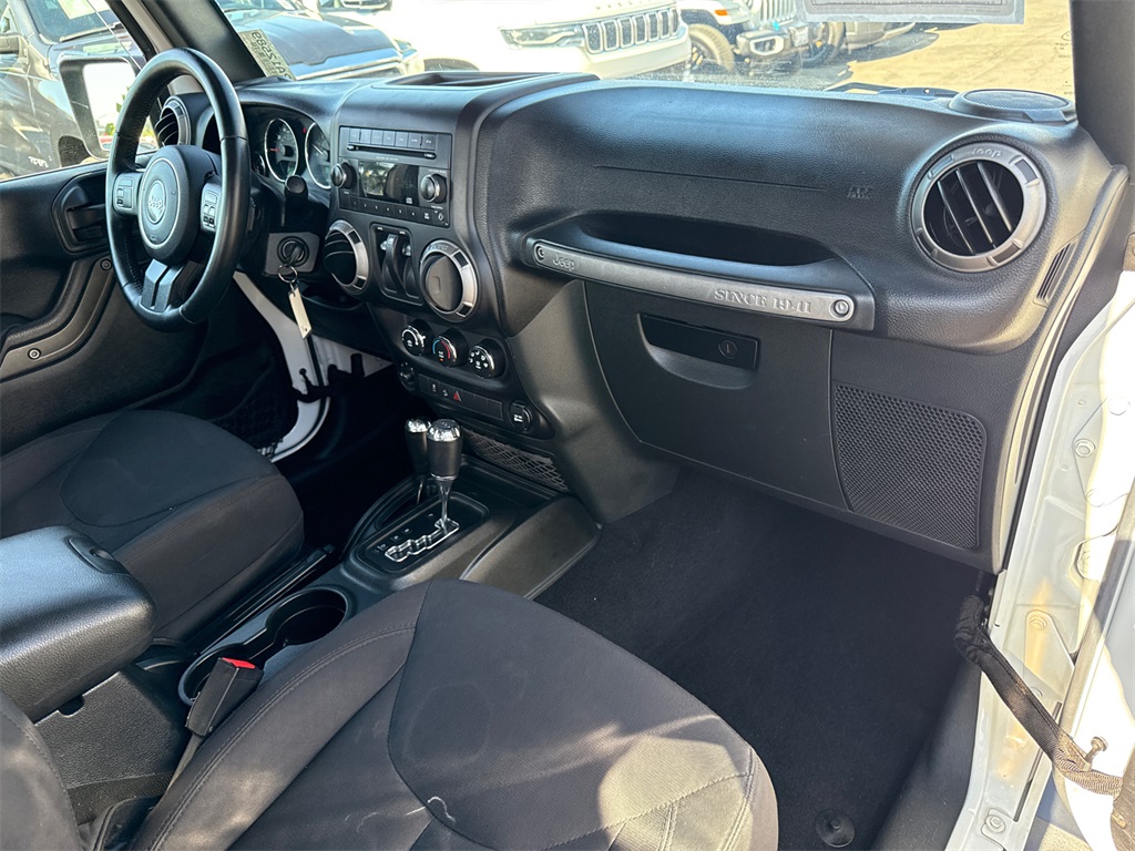 2017 Jeep Wrangler Sport photo 15