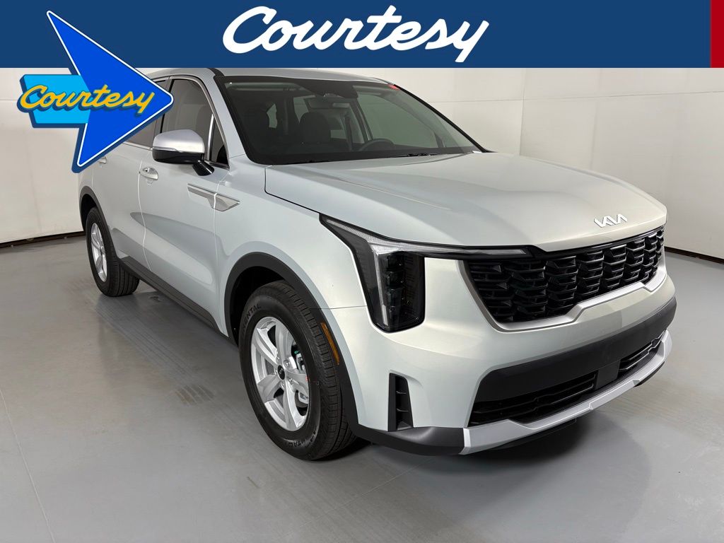 2026 Kia Sorento LX's photo