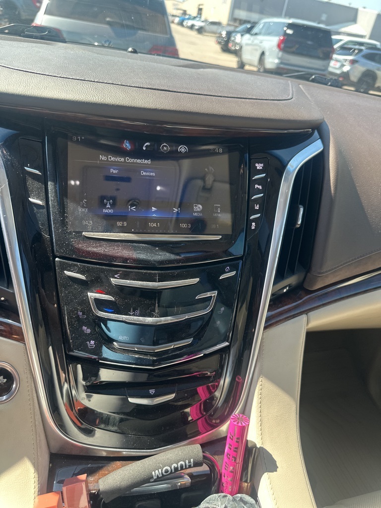 2015 Cadillac Escalade ESV Luxury photo 7