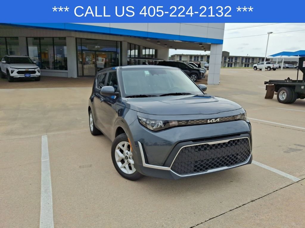 2024 Kia Soul LX photo 11