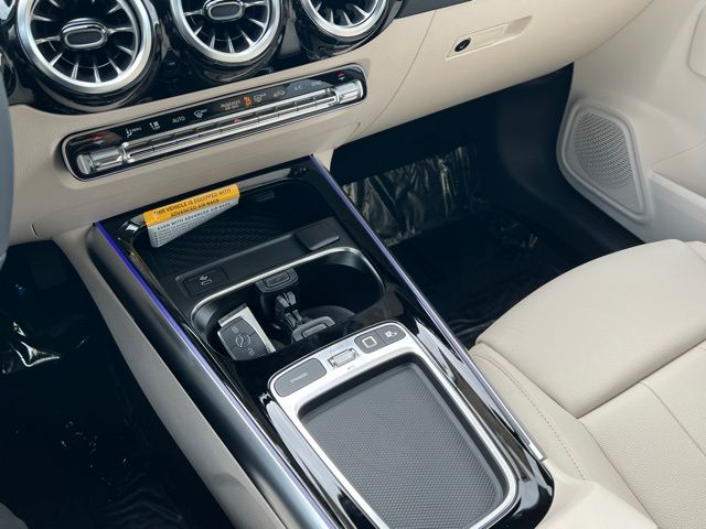 2025 Mercedes Benz GLA 250 4MATIC photo 14