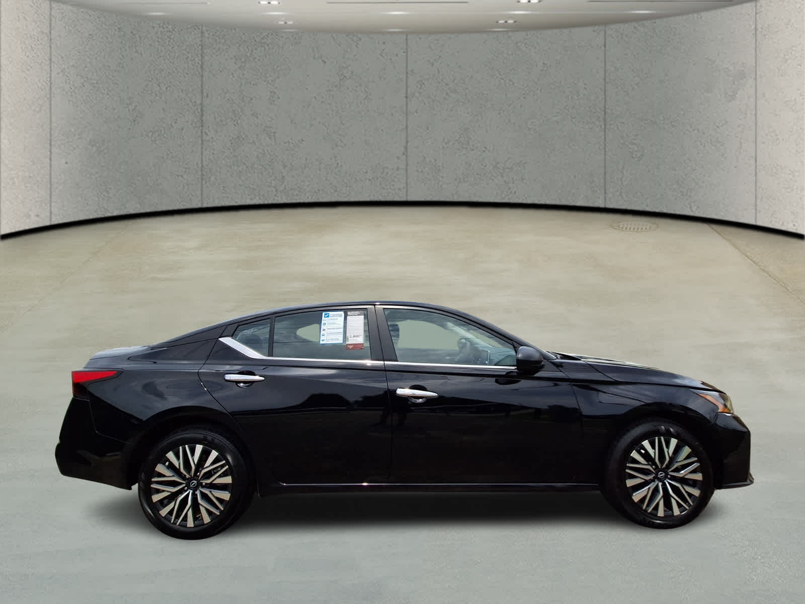 2025 Nissan Altima SV photo 4