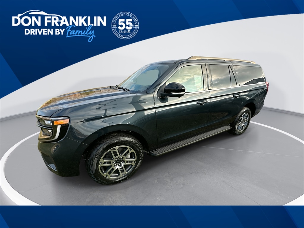 2025 Ford Expedition Active's photo