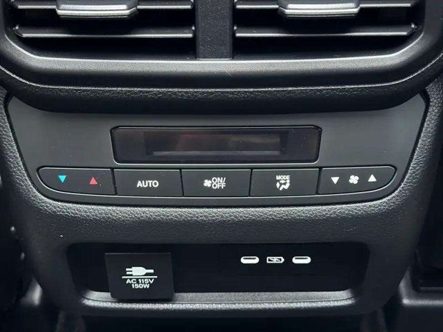 2025 Honda Pilot TrailSport photo 10