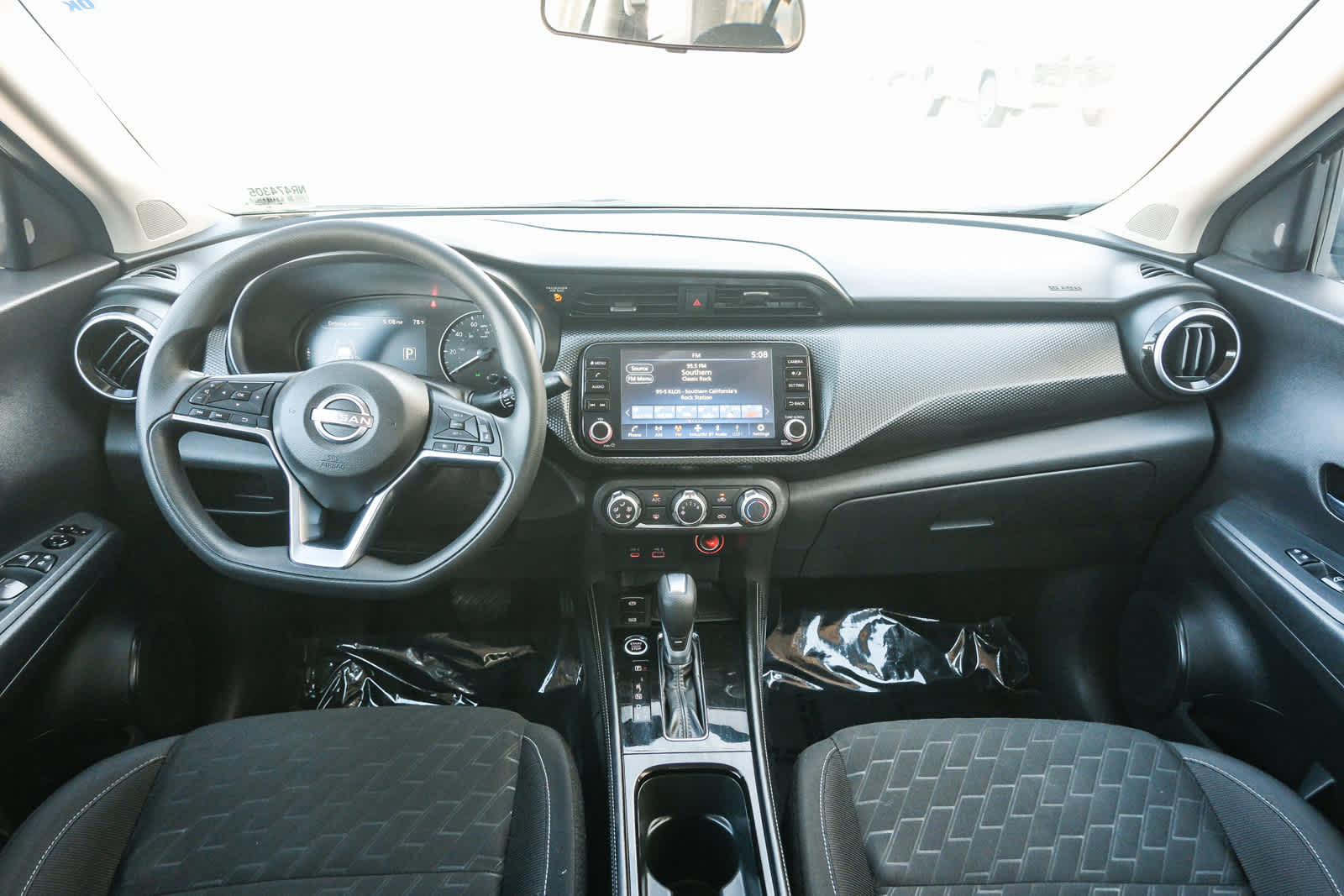 2024 Nissan Kicks SV photo 13