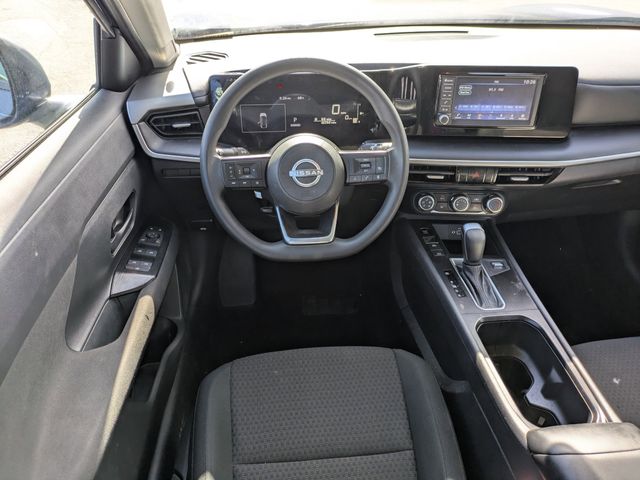 2025 Nissan Kicks S photo 12