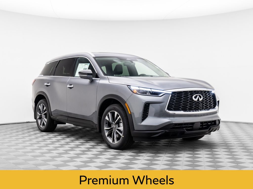 2025 Infiniti QX60 Luxe photo 7
