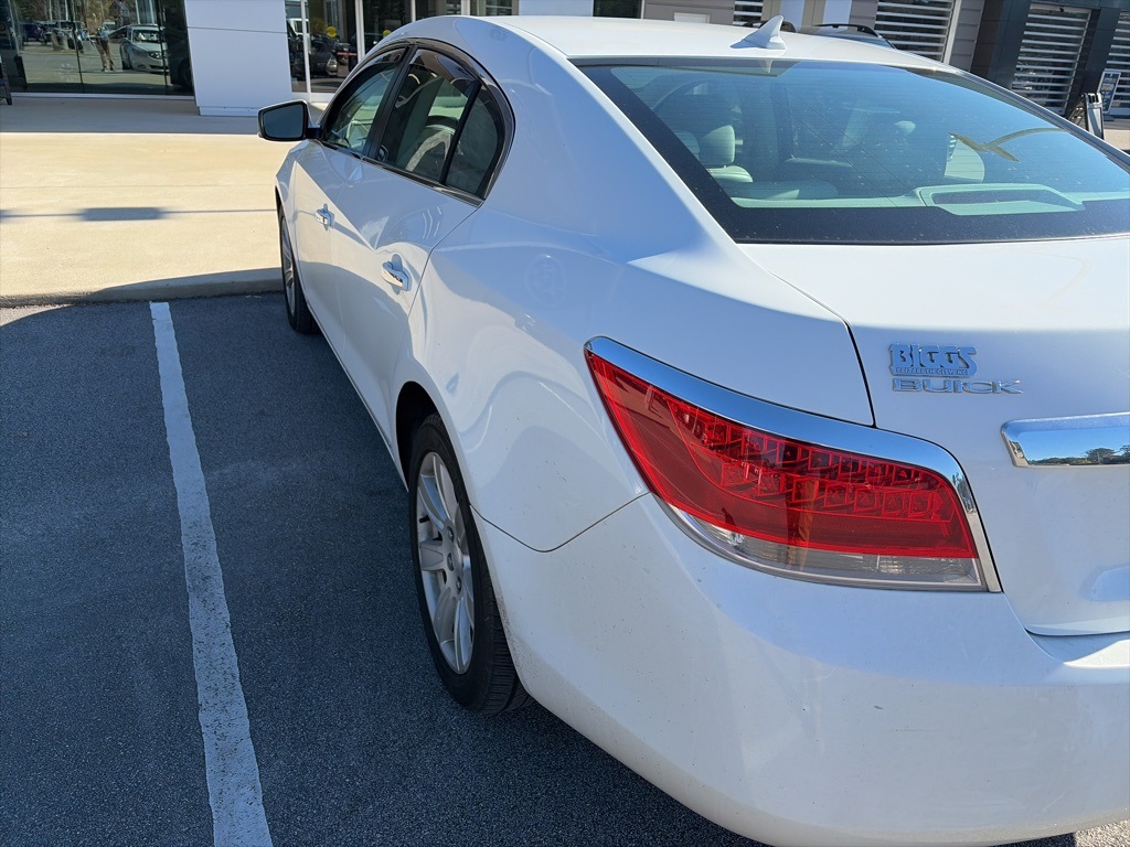 2010 Buick LaCrosse CXL photo 4