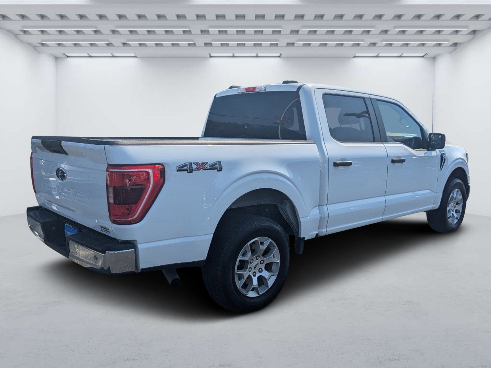 2023 Ford F-150 XLT photo 3