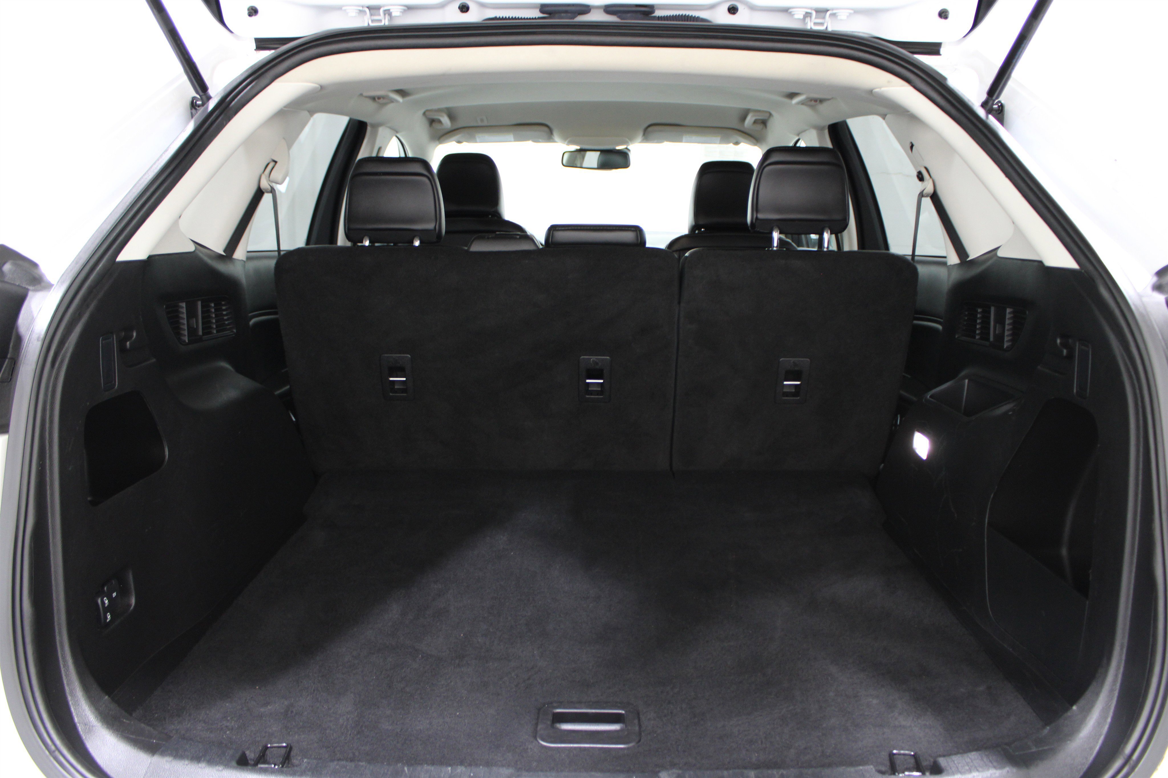 2023 Ford Edge SEL photo 11
