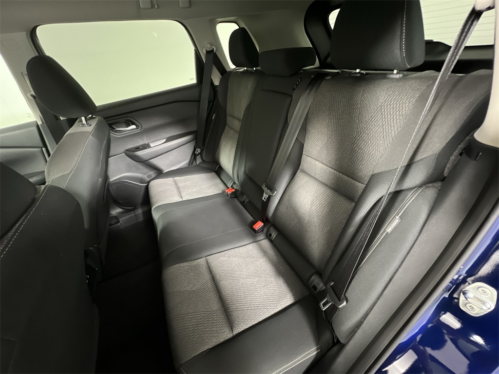 2024 Nissan Rogue SV photo 24