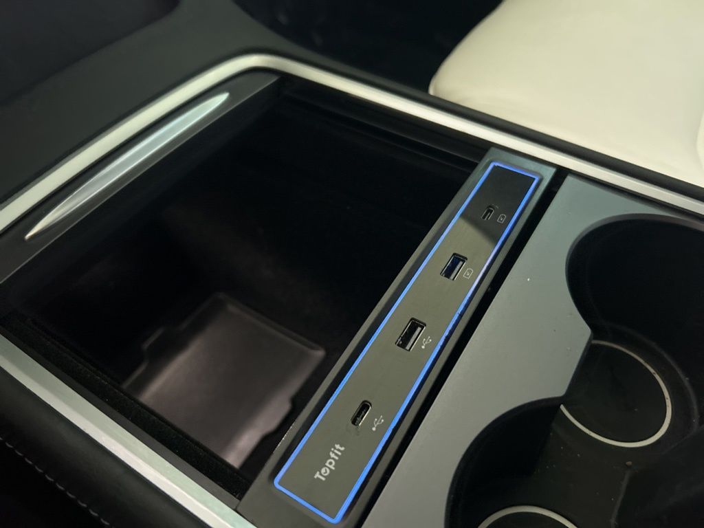 2021 Tesla Model 3 Standard Range Plus photo 36