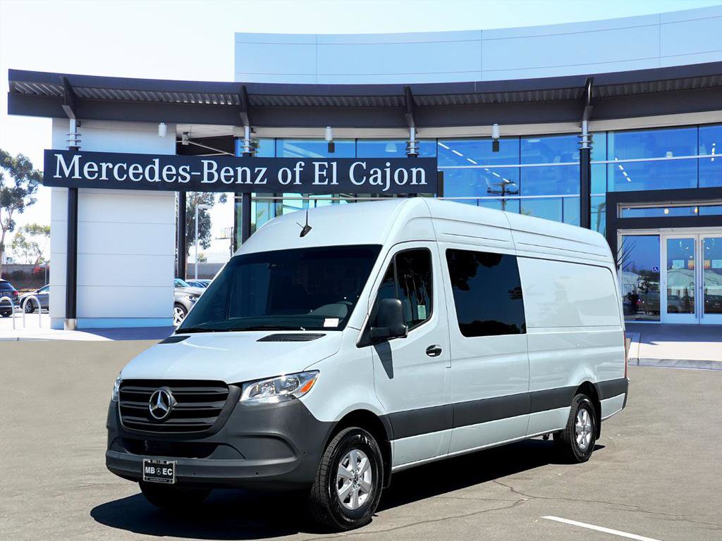 2024 Mercedes-Benz Sprinter Crew Van