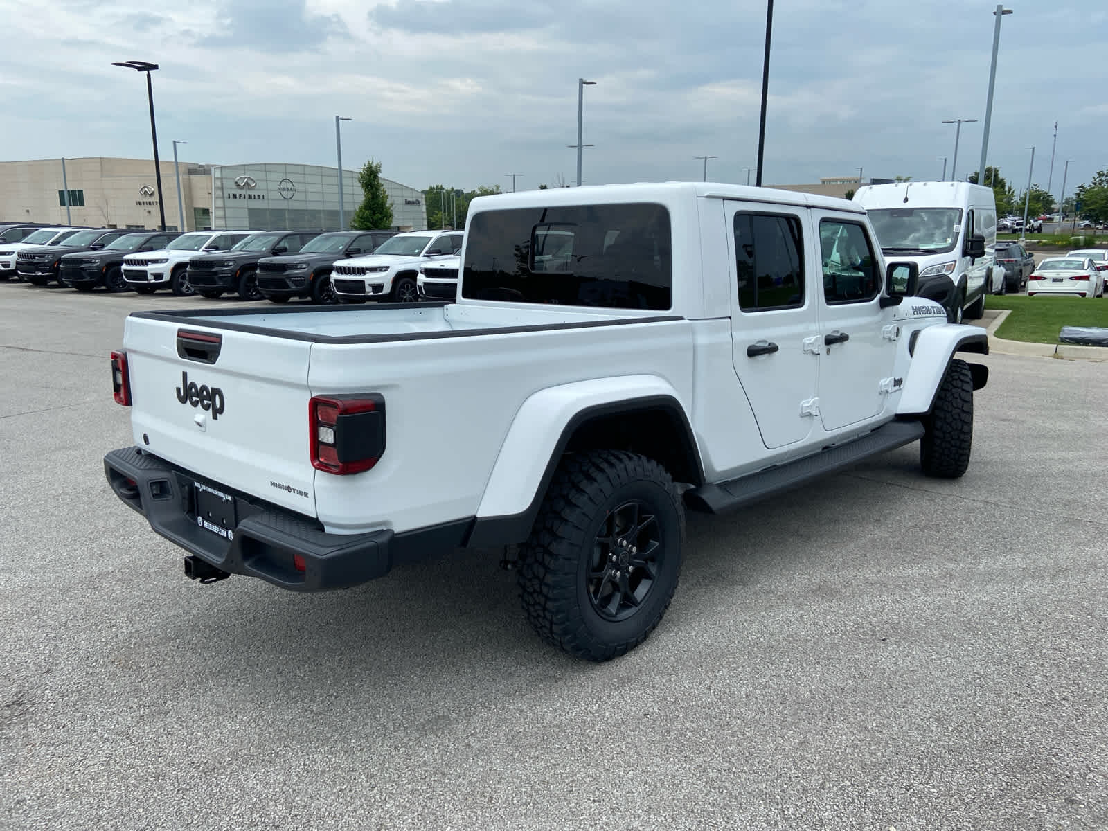 2025 Jeep Gladiator Willys photo 9