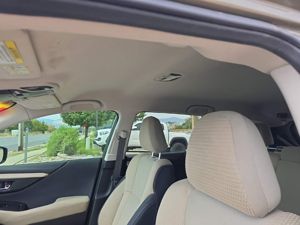2022 Subaru Outback Premium photo 11