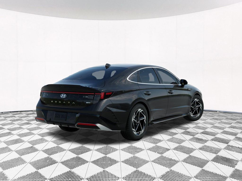 2026 Hyundai Sonata SEL Sport photo 3