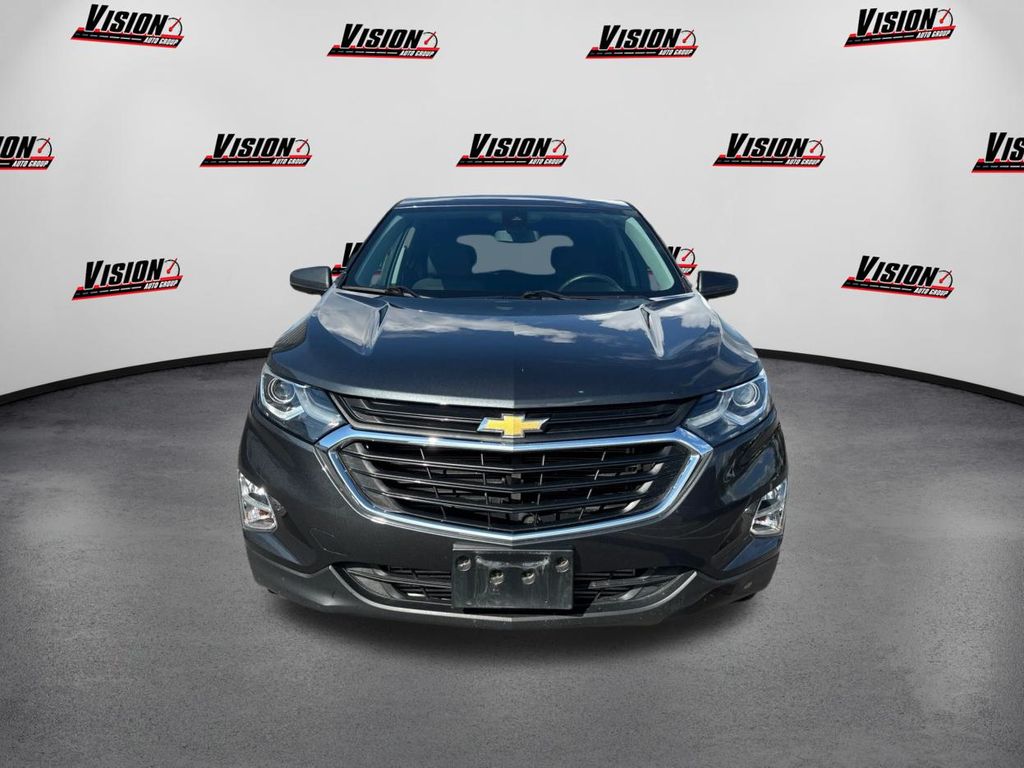 2020 Chevrolet Equinox LT photo 2