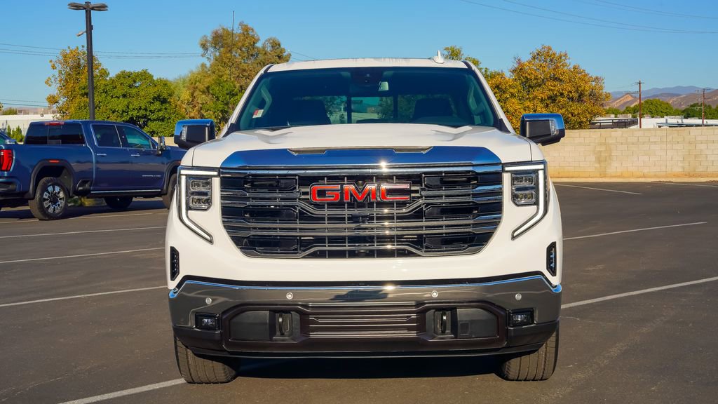 2026 Gmc Sierra 1500 SLT photo 2