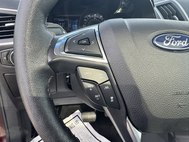 2022 Ford Edge SEL photo 14