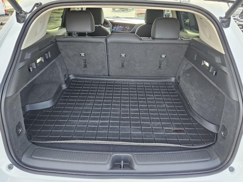 2023 Buick Envision Essence photo 12