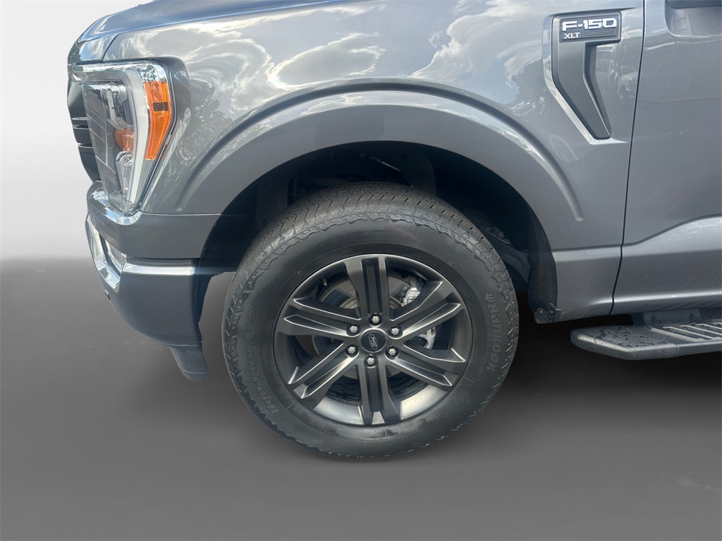 2022 Ford F-150 XLT photo 12