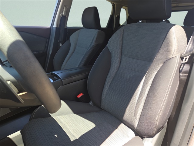 2022 Nissan Rogue SV photo 13