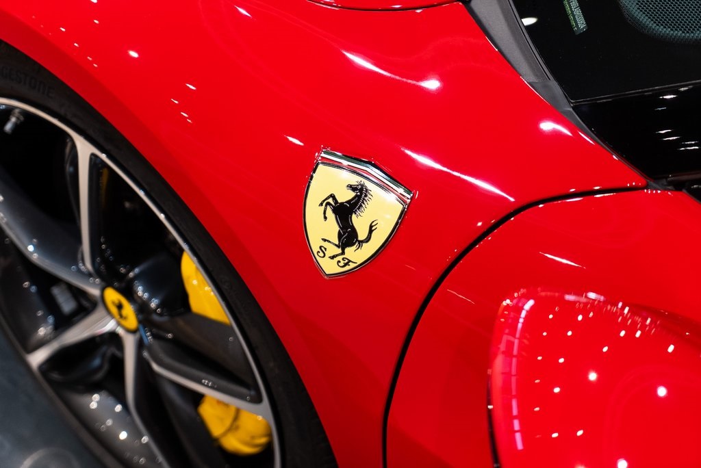 2024 Ferrari 296 GTB photo 9