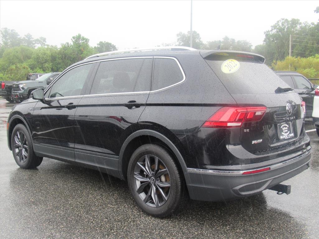 2022 Volkswagen Tiguan SE photo 2