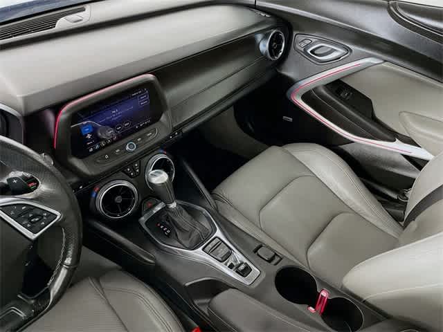 2019 Chevrolet Camaro 1LT photo 26