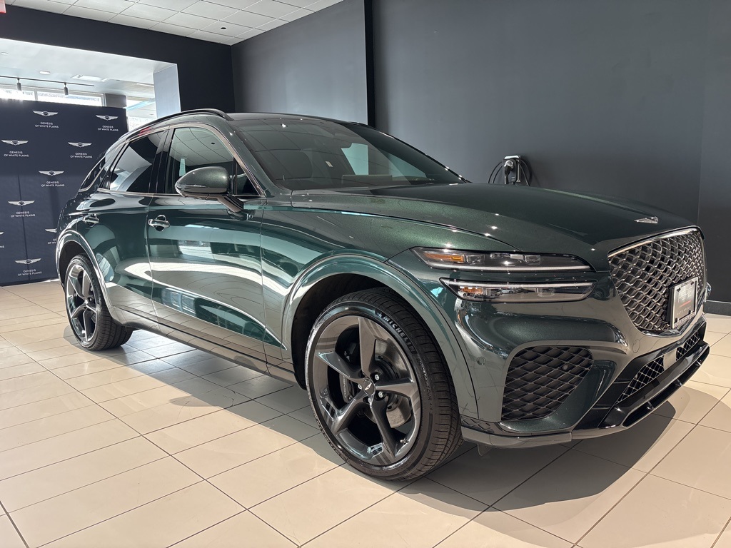 2022 GENESIS GV70 Sport's photo