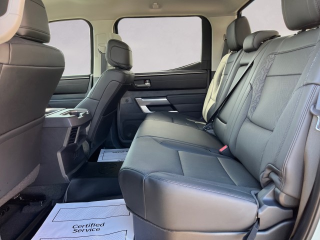 2024 Toyota Tundra SR5 CrewMax photo 9