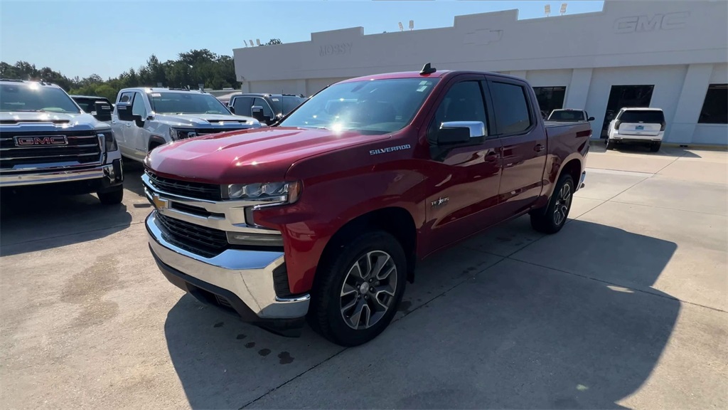2021 Chevrolet Silverado 1500 LT photo 4