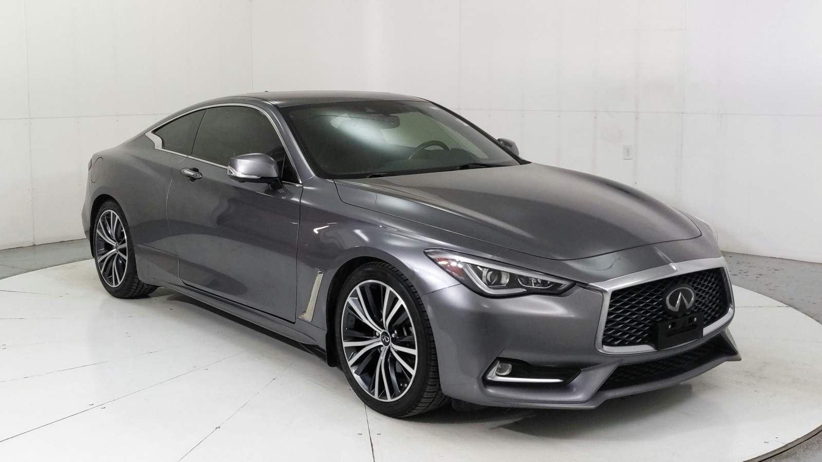 Used 2022 Graphite Shadow INFINITI LUXE image 8