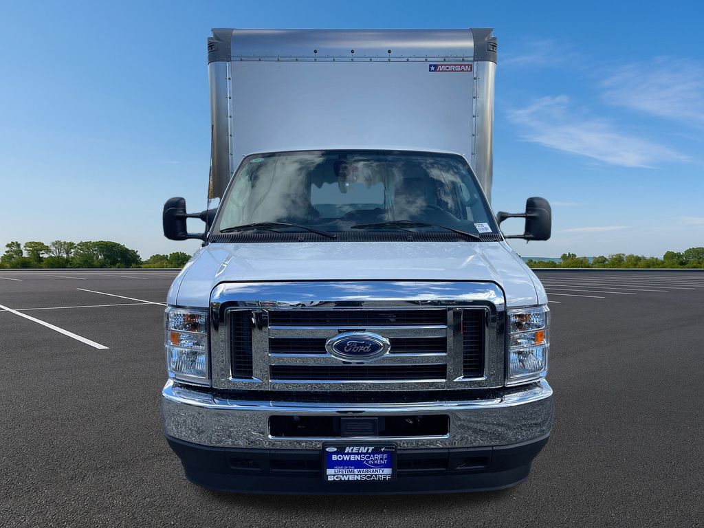 2024 Ford E-350 Base photo 3