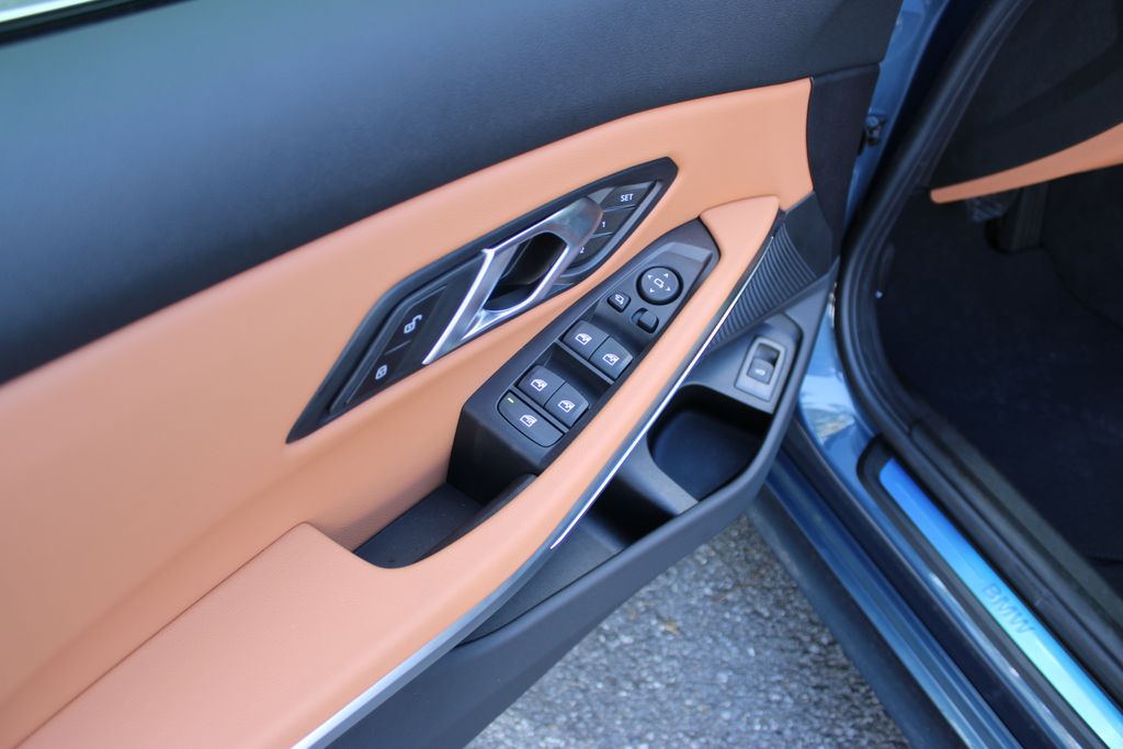 2025 Bmw 330i xDrive photo 25
